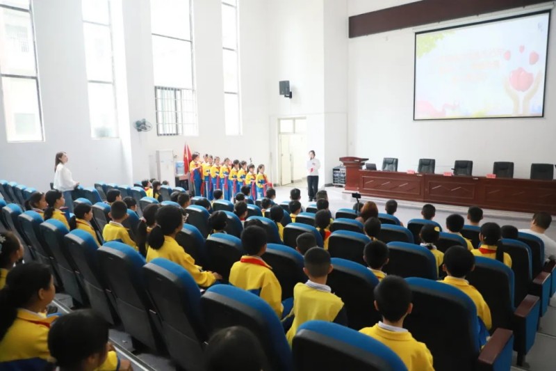 春暉心行·微愛傳遞|中偉銅仁、開陽產業基地開展愛心助學活動